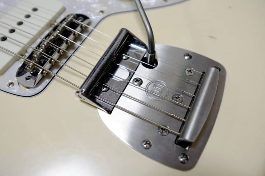 Mastery Bridge Offset Mastery Vibrato