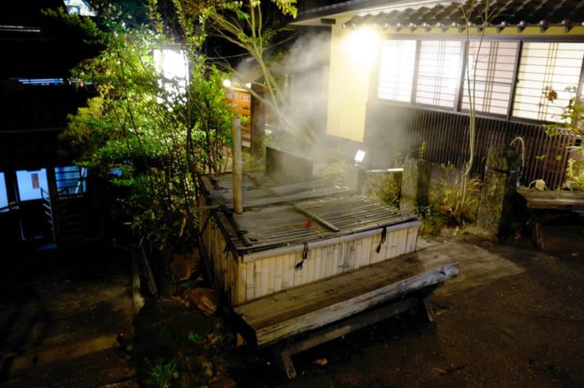 黒川温泉。顔湯。