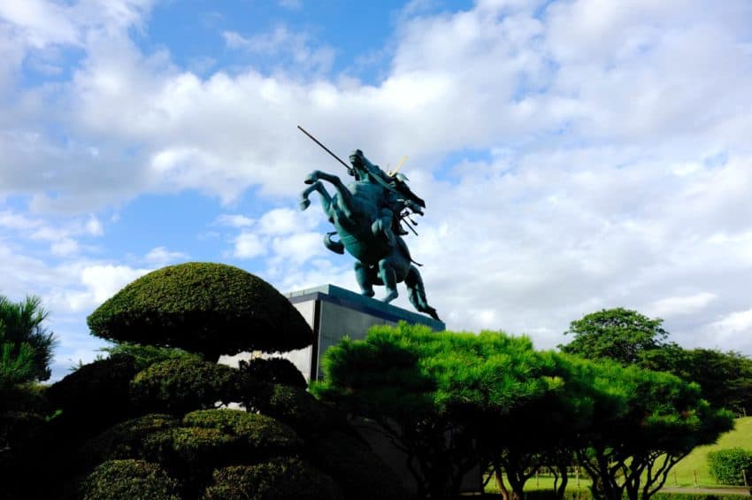 山形 最上義光公像