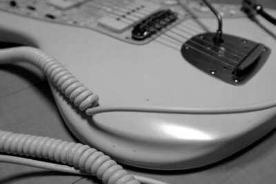 KAMINARI Curl Cable & Jazzmaster モノクロ撮り