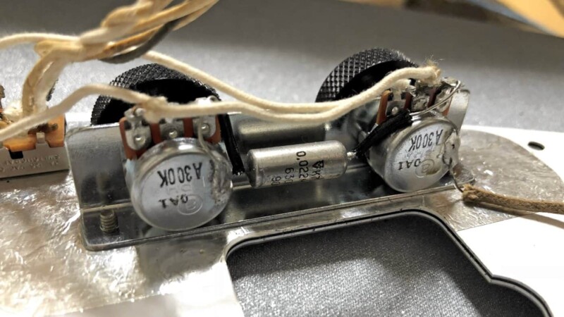 Fender Mexico INORAN ROAD WORN JAZZMASTERのプリセット回路を改造