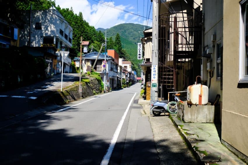 四万温泉
