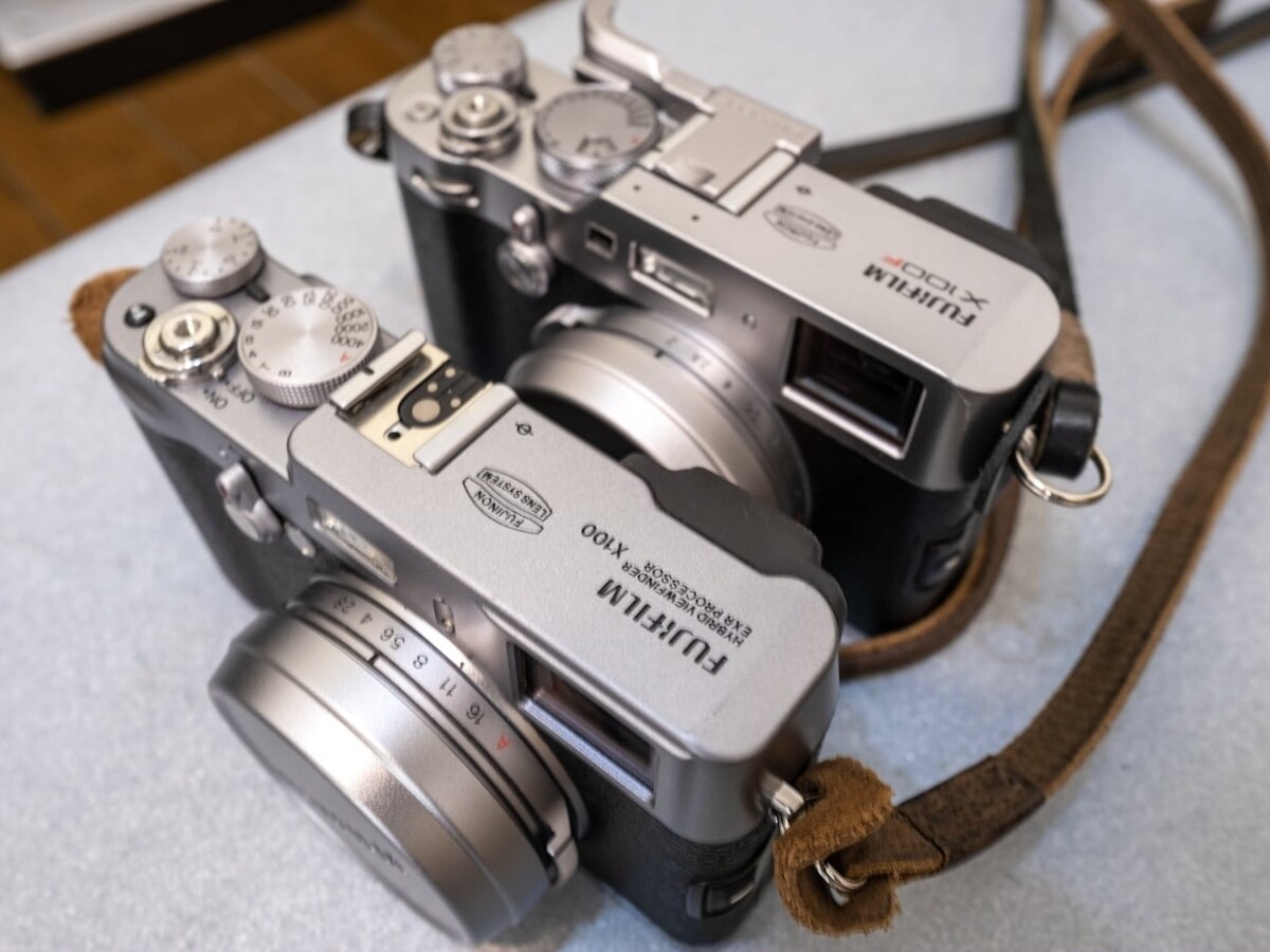 【要修理だけどおまけ多数！】FUJIFILM　X100F 要修理だけどおまけ多数！】FUJIFILM X100F